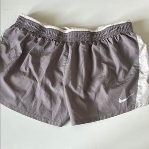 Nike Gray Athletic Shorts Quick-Drying Lightweight
